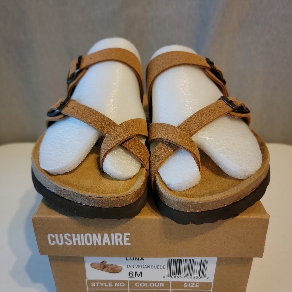 NWT Cushionaire Women's Luna Tan Vegan Sandals